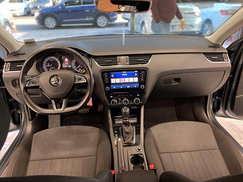 2018 Dizel Otomatik Skoda Octavia Gri Polat Araç Dizayn Otomotiv İnşaat Sanayi Ve Ticaret Limited Şirketi