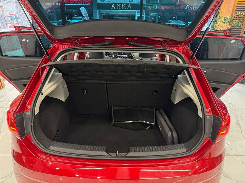 2019 Dizel Otomatik Seat Leon Kırmızı Polat Araç Dizayn Otomotiv İnşaat Sanayi Ve Ticaret Limited Şirketi
