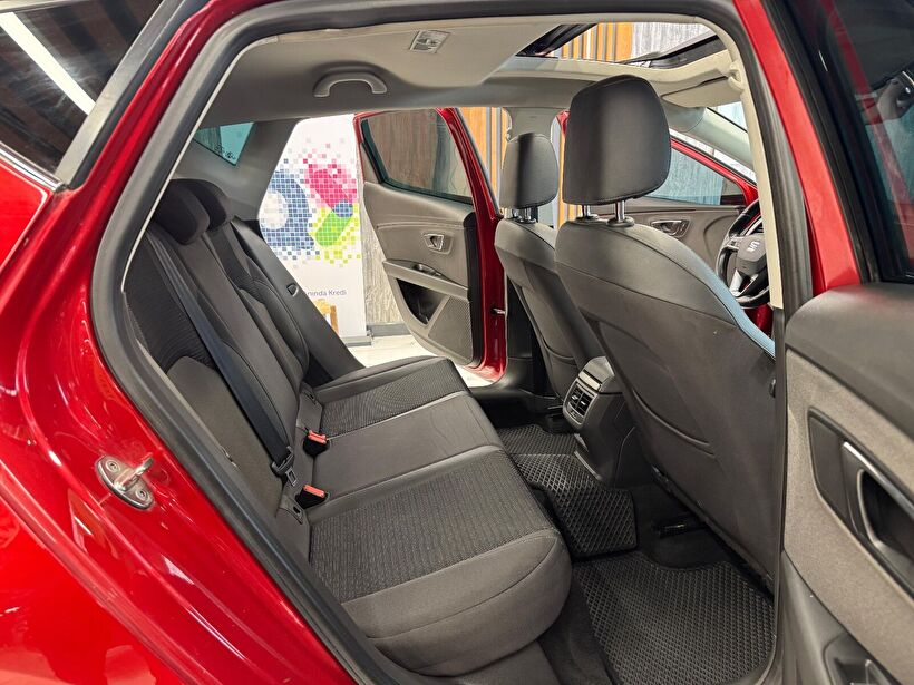 2019 Dizel Otomatik Seat Leon Kırmızı Polat Araç Dizayn Otomotiv İnşaat Sanayi Ve Ticaret Limited Şirketi