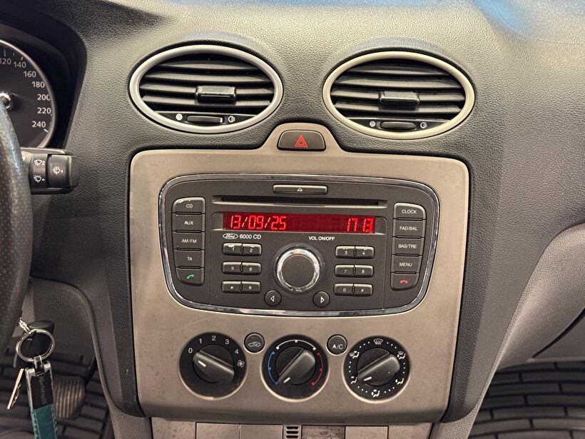 2010 Dizel Manuel Ford Focus Gri Polat Araç Dizayn Otomotiv İnşaat Sanayi Ve Ticaret Limited Şirketi