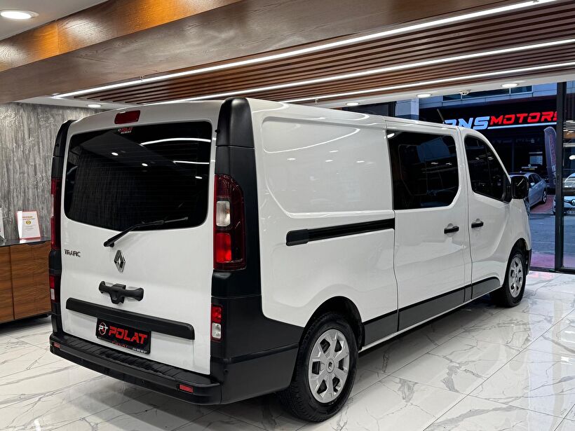 2023 Dizel Otomatik Renault Trafic Combi Beyaz Polat Araç Dizayn Otomotiv İnşaat Sanayi Ve Ticaret Limited Şirketi