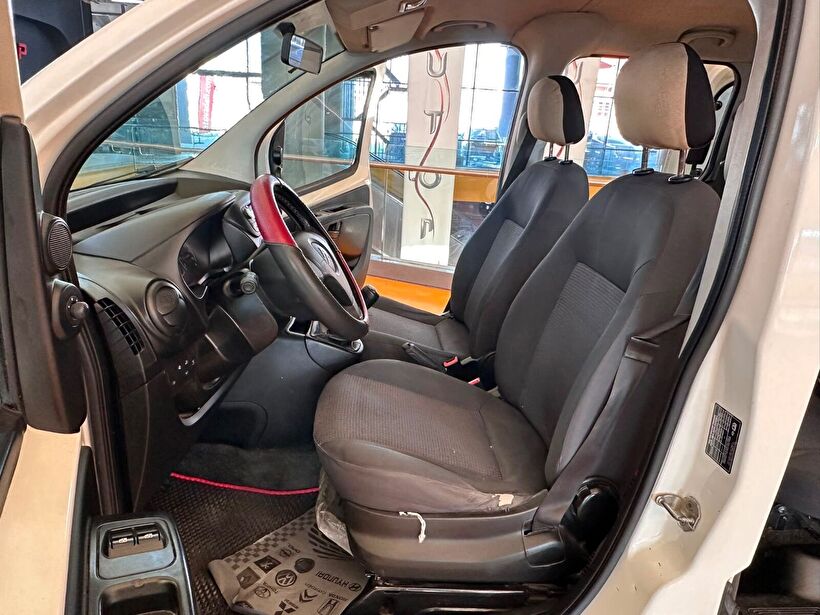 2015 Dizel Manuel Citroen Nemo Beyaz Polat Araç Dizayn Otomotiv İnşaat Sanayi Ve Ticaret Limited Şirketi
