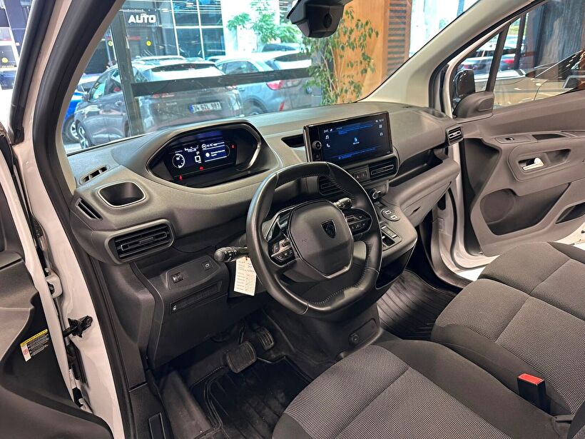 2025 Dizel Otomatik Peugeot Partner Beyaz Polat Araç Dizayn Otomotiv İnşaat Sanayi Ve Ticaret Limited Şirketi