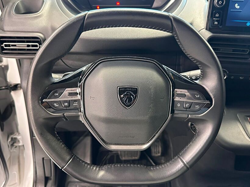 2025 Dizel Otomatik Peugeot Partner Beyaz Polat Araç Dizayn Otomotiv İnşaat Sanayi Ve Ticaret Limited Şirketi