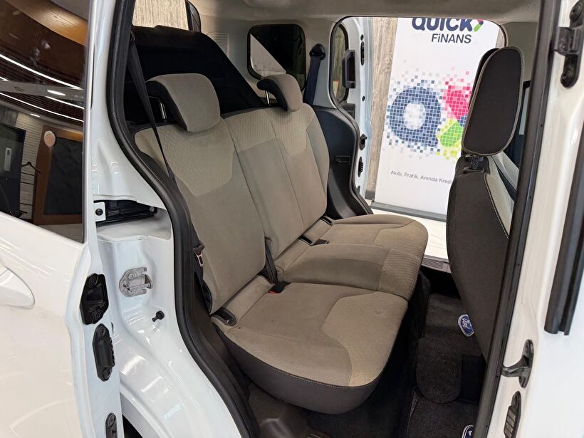 2022 Benzin Manuel Ford Tourneo Courier Beyaz Polat Araç Dizayn Otomotiv İnşaat Sanayi Ve Ticaret Limited Şirketi