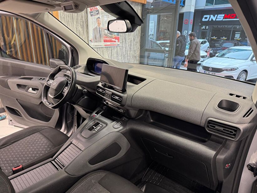 2024 Dizel Otomatik Peugeot Rifter Gümüş Gri Polat Araç Dizayn Otomotiv İnşaat Sanayi Ve Ticaret Limited Şirketi