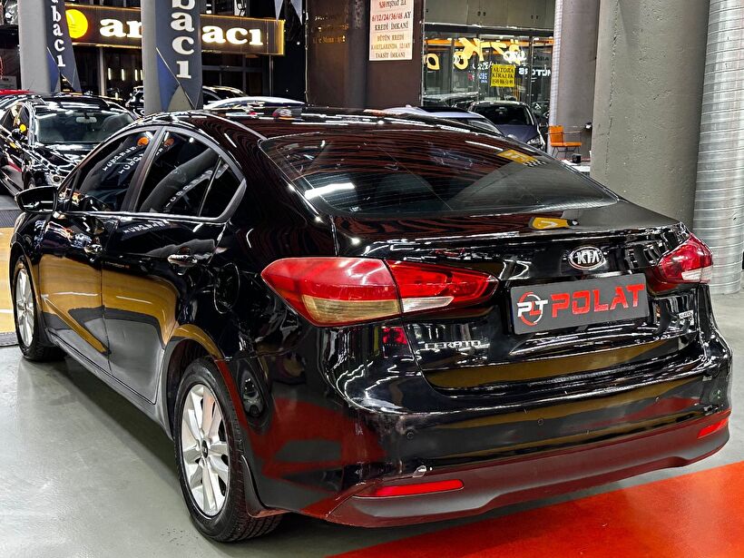 2017 Dizel Otomatik Kia Cerato Siyah Polat Araç Dizayn Otomotiv İnşaat Sanayi Ve Ticaret Limited Şirketi