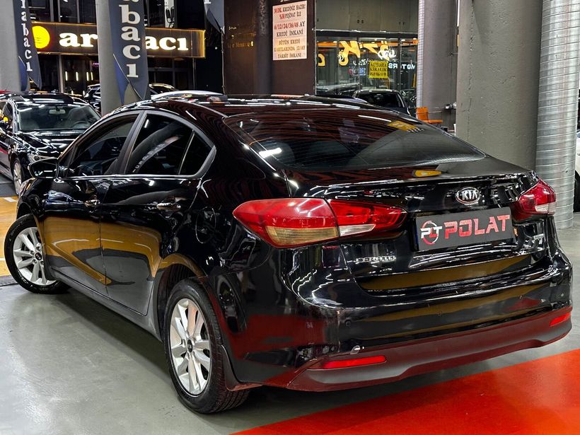 2017 Dizel Otomatik Kia Cerato Siyah Polat Araç Dizayn Otomotiv İnşaat Sanayi Ve Ticaret Limited Şirketi