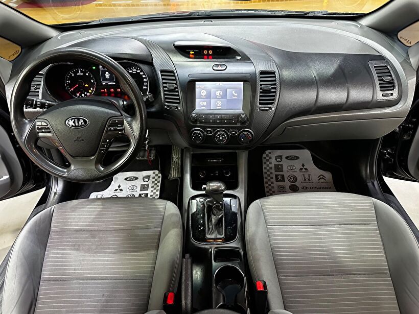 2017 Dizel Otomatik Kia Cerato Siyah Polat Araç Dizayn Otomotiv İnşaat Sanayi Ve Ticaret Limited Şirketi