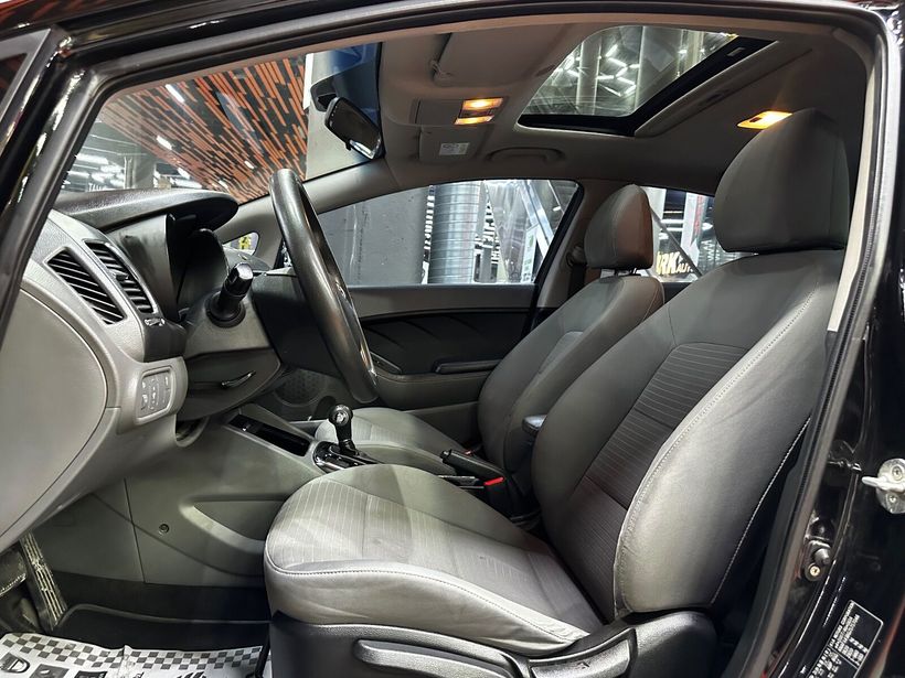 2017 Dizel Otomatik Kia Cerato Siyah Polat Araç Dizayn Otomotiv İnşaat Sanayi Ve Ticaret Limited Şirketi
