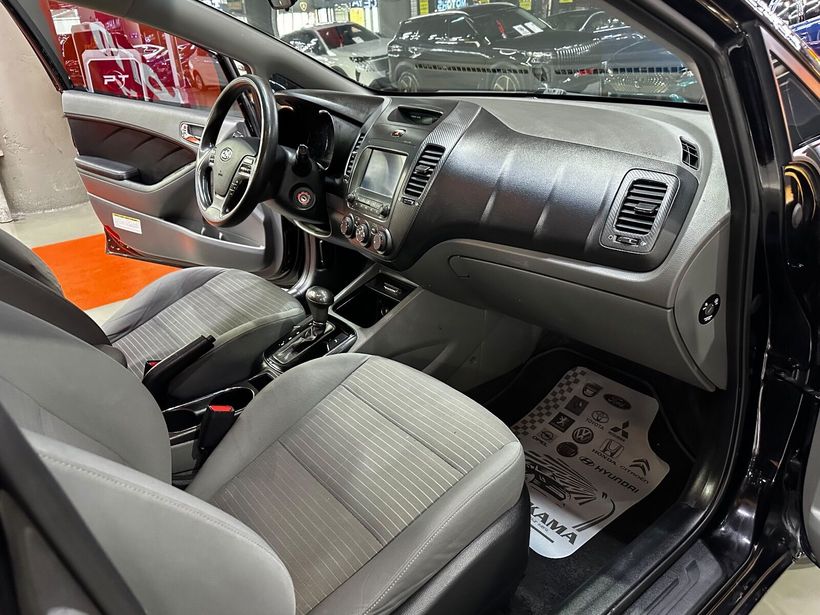 2017 Dizel Otomatik Kia Cerato Siyah Polat Araç Dizayn Otomotiv İnşaat Sanayi Ve Ticaret Limited Şirketi