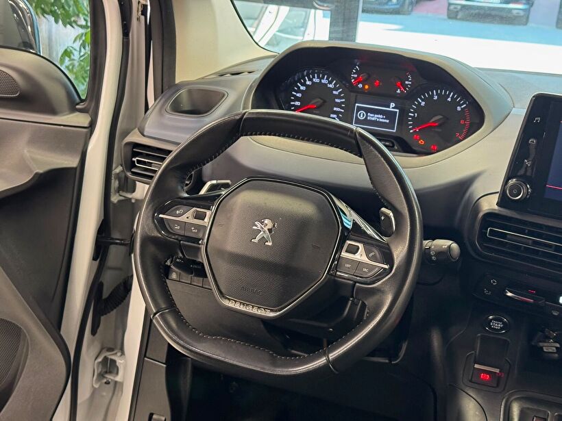 2023 Dizel Otomatik Peugeot Rifter Beyaz Polat Araç Dizayn Otomotiv İnşaat Sanayi Ve Ticaret Limited Şirketi