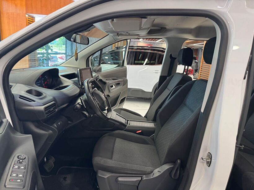 2023 Dizel Otomatik Peugeot Rifter Beyaz Polat Araç Dizayn Otomotiv İnşaat Sanayi Ve Ticaret Limited Şirketi