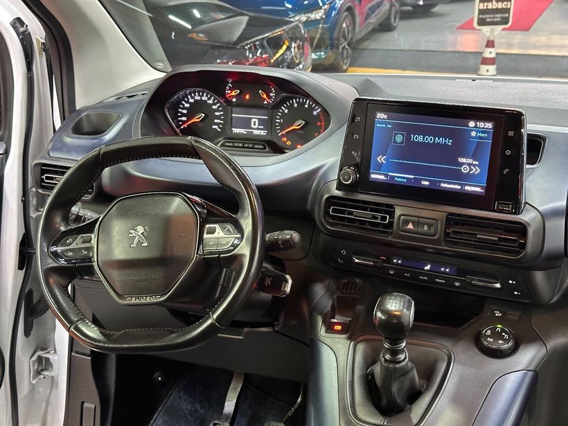 2019 Dizel Manuel Peugeot Rifter Beyaz Polat Araç Dizayn Otomotiv İnşaat Sanayi Ve Ticaret Limited Şirketi