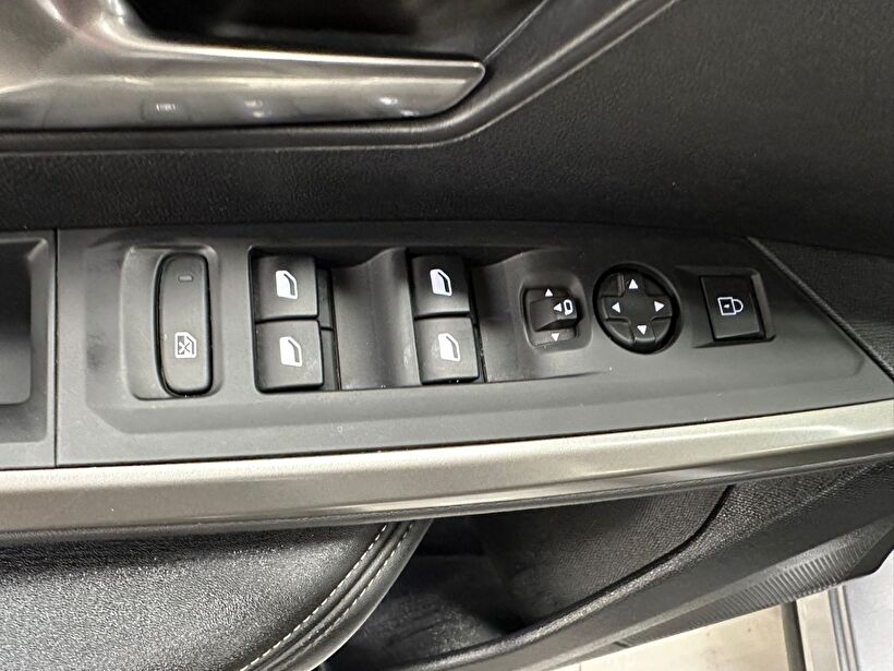 2024 Hybrid Otomatik Peugeot 3008 Gri Polat Araç Dizayn Otomotiv İnşaat Sanayi Ve Ticaret Limited Şirketi