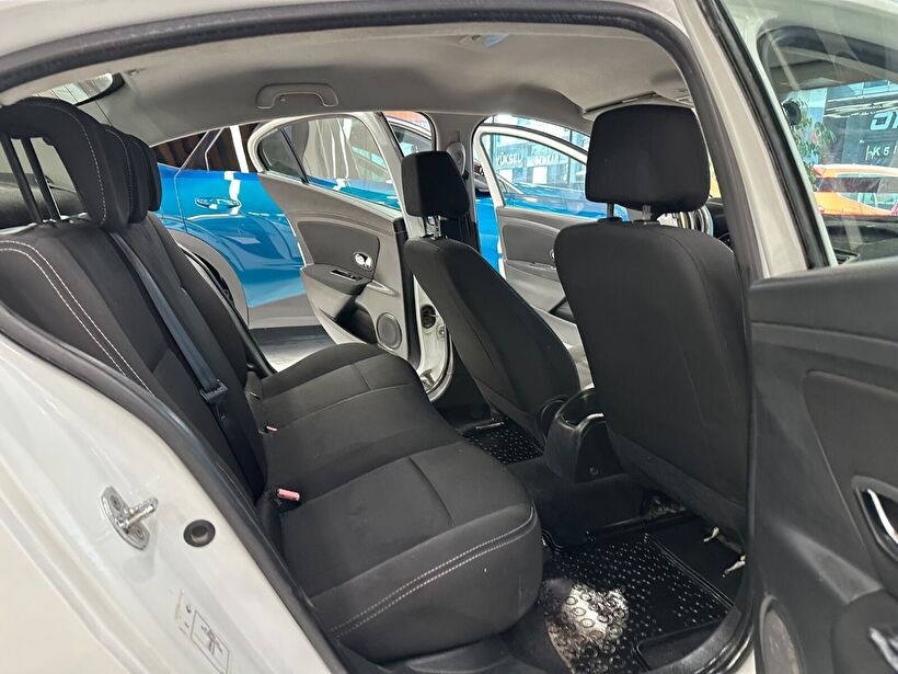 2013 Dizel Manuel Renault Fluence Beyaz Polat Araç Dizayn Otomotiv İnşaat Sanayi Ve Ticaret Limited Şirketi