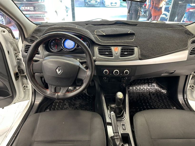 2013 Dizel Manuel Renault Fluence Beyaz Polat Araç Dizayn Otomotiv İnşaat Sanayi Ve Ticaret Limited Şirketi