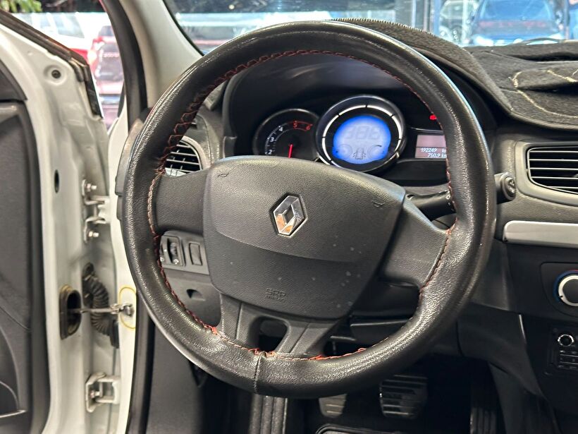 2013 Dizel Manuel Renault Fluence Beyaz Polat Araç Dizayn Otomotiv İnşaat Sanayi Ve Ticaret Limited Şirketi