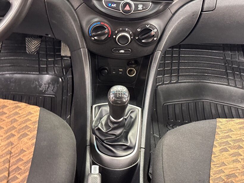 2018 Dizel Manuel Hyundai Accent Blue Beyaz Polat Araç Dizayn Otomotiv İnşaat Sanayi Ve Ticaret Limited Şirketi