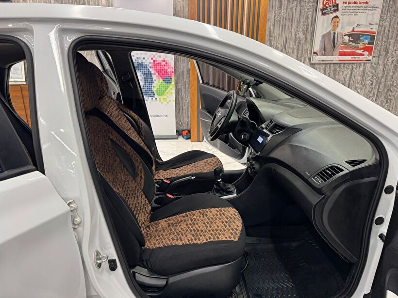 2018 Dizel Manuel Hyundai Accent Blue Beyaz Polat Araç Dizayn Otomotiv İnşaat Sanayi Ve Ticaret Limited Şirketi