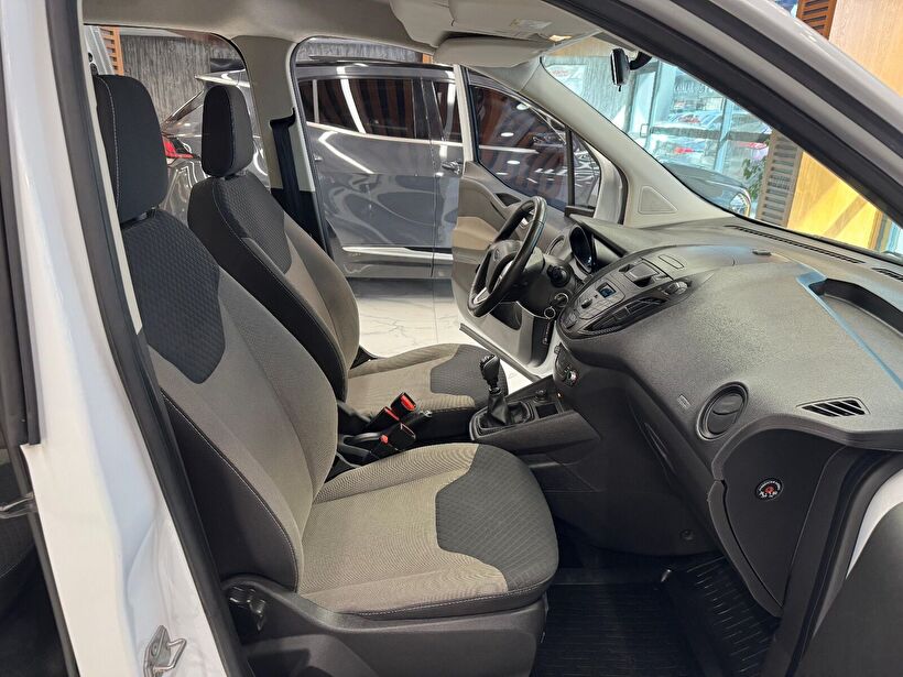 2023 Dizel Manuel Ford Tourneo Courier Beyaz Polat Araç Dizayn Otomotiv İnşaat Sanayi Ve Ticaret Limited Şirketi