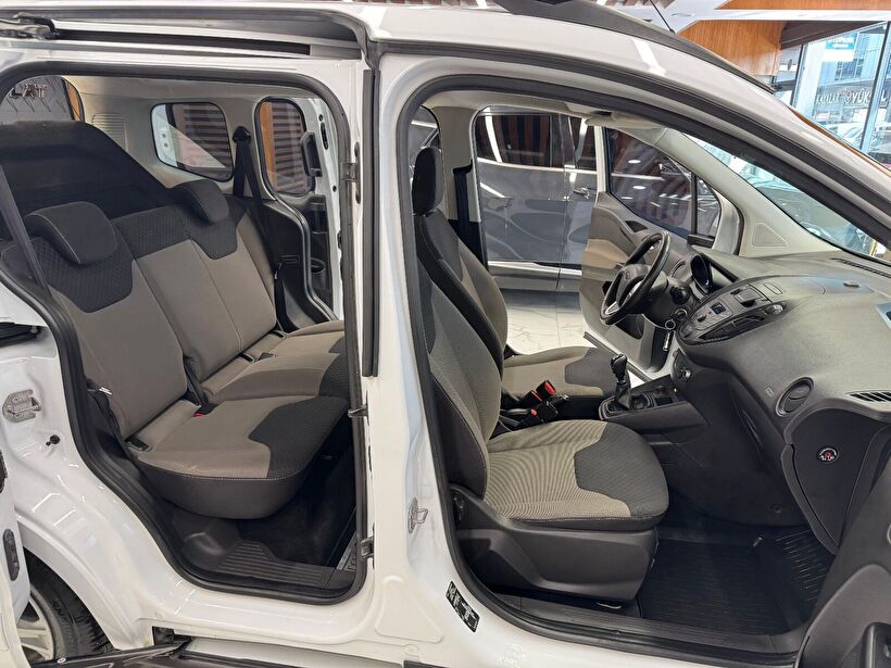 2023 Dizel Manuel Ford Tourneo Courier Beyaz Polat Araç Dizayn Otomotiv İnşaat Sanayi Ve Ticaret Limited Şirketi