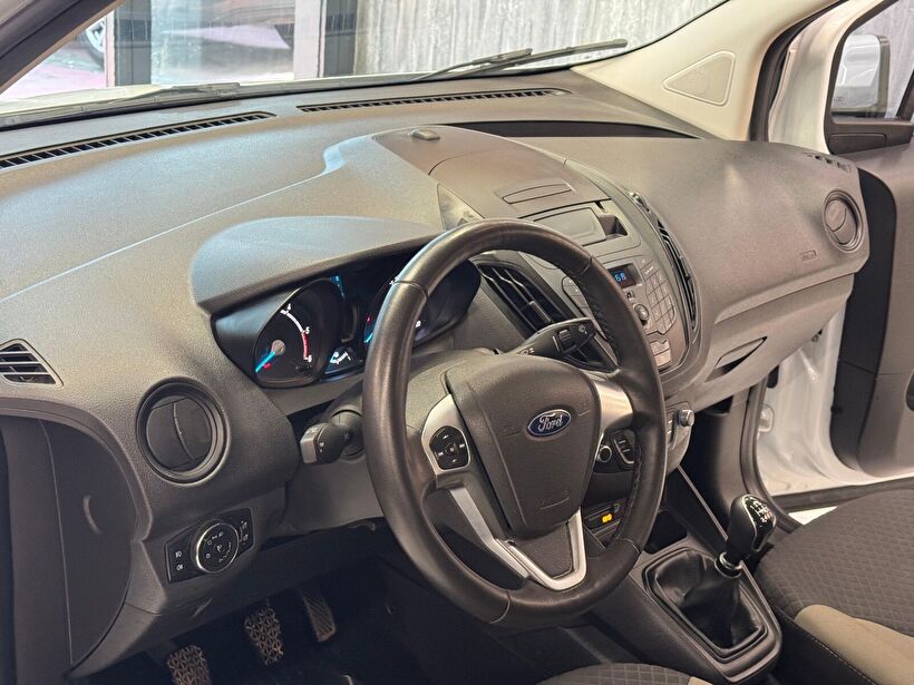 2023 Dizel Manuel Ford Tourneo Courier Beyaz Polat Araç Dizayn Otomotiv İnşaat Sanayi Ve Ticaret Limited Şirketi