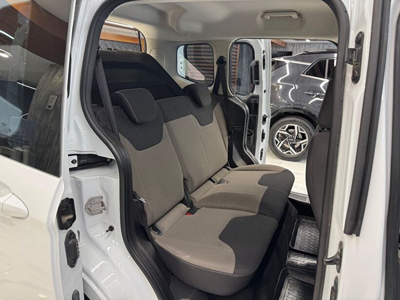 2023 Dizel Manuel Ford Tourneo Courier Beyaz Polat Araç Dizayn Otomotiv İnşaat Sanayi Ve Ticaret Limited Şirketi