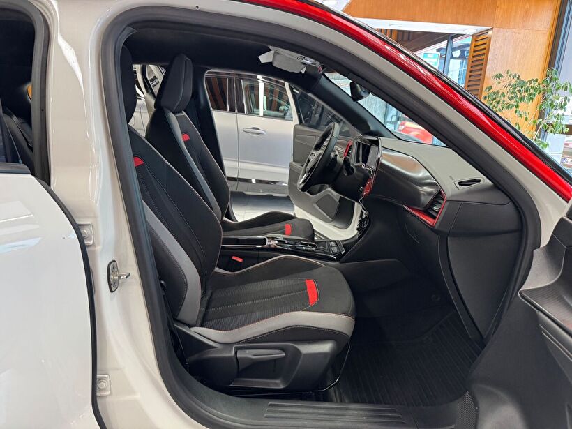 2024 Benzin Otomatik Opel Mokka Beyaz Polat Araç Dizayn Otomotiv İnşaat Sanayi Ve Ticaret Limited Şirketi