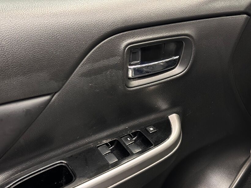 2021 Dizel Otomatik Mitsubishi L 200 Gri Polat Araç Dizayn Otomotiv İnşaat Sanayi Ve Ticaret Limited Şirketi