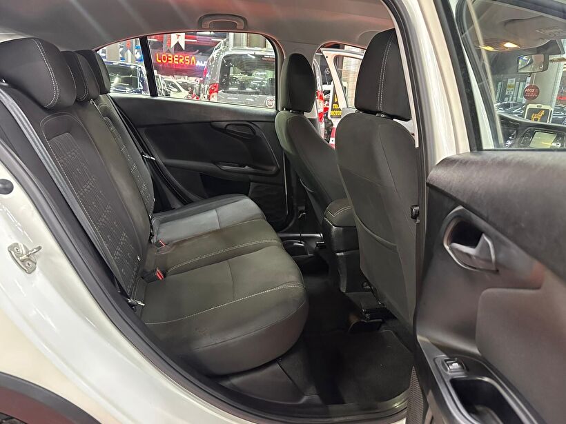 2024 Benzin Otomatik Fiat Egea Cross Beyaz Polat Araç Dizayn Otomotiv İnşaat Sanayi Ve Ticaret Limited Şirketi
