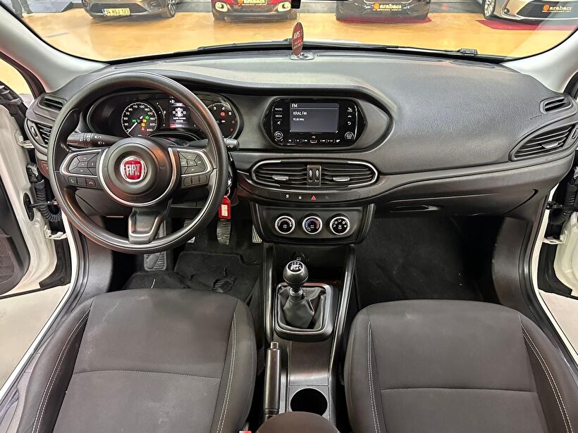 2024 Benzin Otomatik Fiat Egea Cross Beyaz Polat Araç Dizayn Otomotiv İnşaat Sanayi Ve Ticaret Limited Şirketi