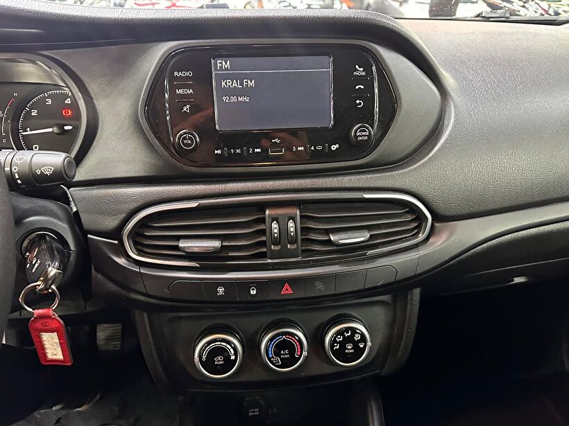 2024 Benzin Otomatik Fiat Egea Cross Beyaz Polat Araç Dizayn Otomotiv İnşaat Sanayi Ve Ticaret Limited Şirketi