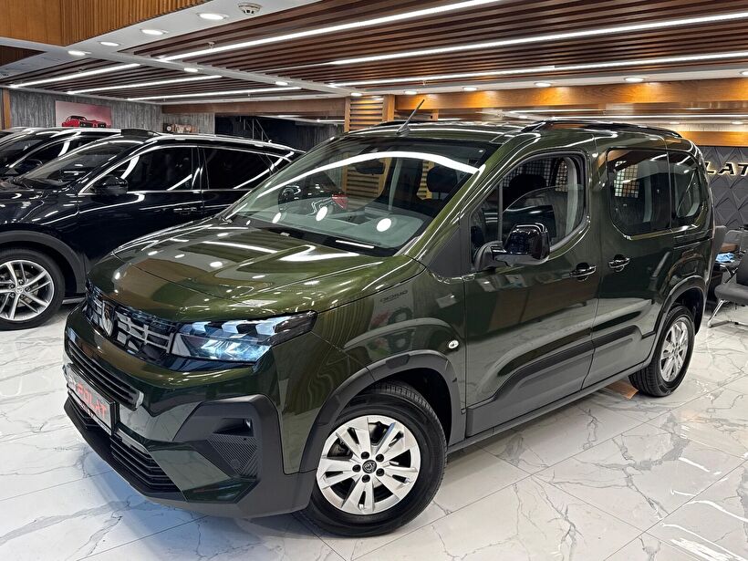 2025 Dizel Manuel Peugeot Rifter Yeşil Polat Araç Dizayn Otomotiv İnşaat Sanayi Ve Ticaret Limited Şirketi