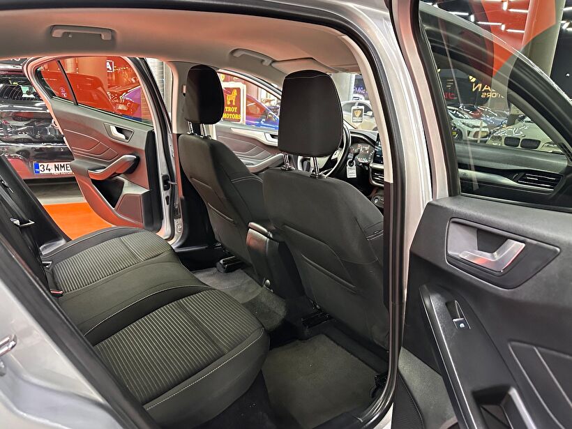 2024 Dizel Otomatik Ford Focus Gri Polat Araç Dizayn Otomotiv İnşaat Sanayi Ve Ticaret Limited Şirketi