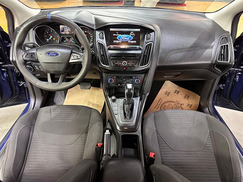 2015 Dizel Otomatik Ford Focus Mavi Polat Araç Dizayn Otomotiv İnşaat Sanayi Ve Ticaret Limited Şirketi