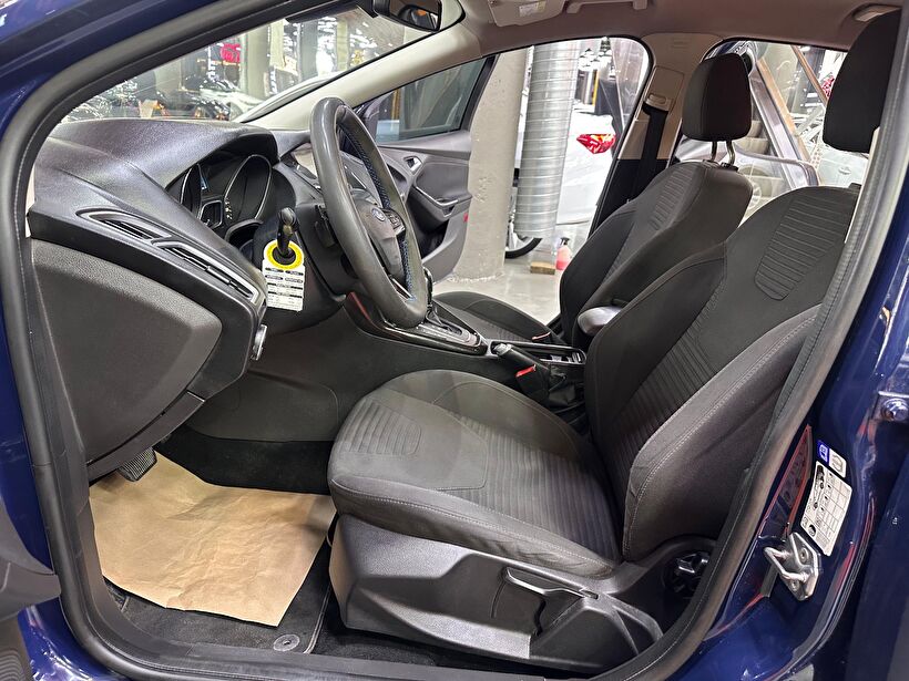 2015 Dizel Otomatik Ford Focus Mavi Polat Araç Dizayn Otomotiv İnşaat Sanayi Ve Ticaret Limited Şirketi