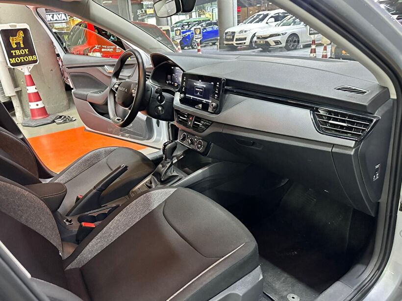 2025 Benzin Otomatik Skoda Scala Gri Polat Araç Dizayn Otomotiv İnşaat Sanayi Ve Ticaret Limited Şirketi