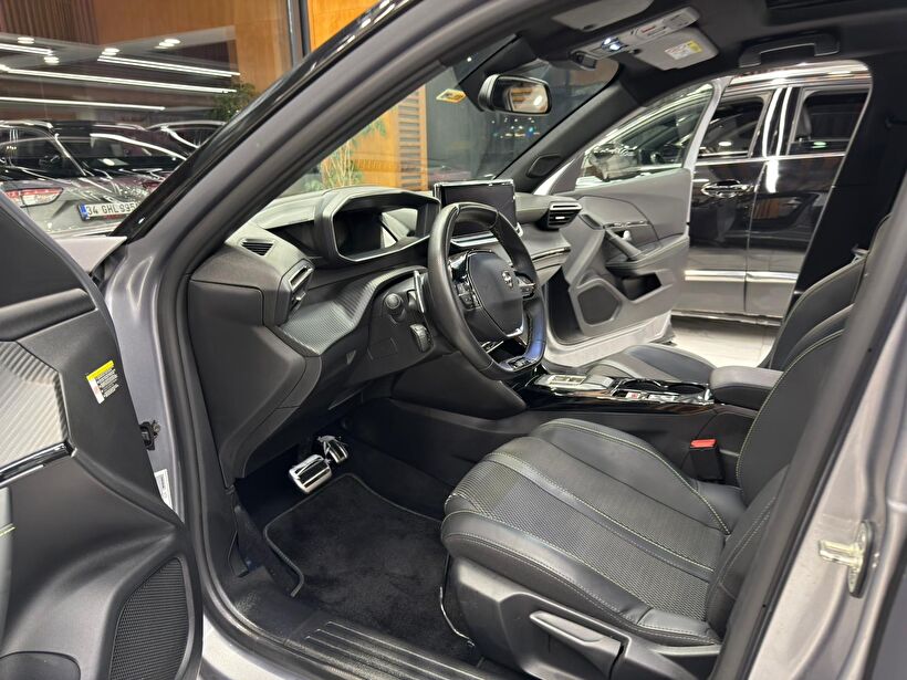 2024 Benzin Otomatik Peugeot 2008 Gümüş Gri Polat Araç Dizayn Otomotiv İnşaat Sanayi Ve Ticaret Limited Şirketi