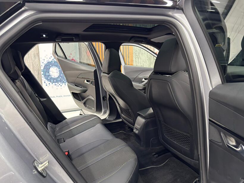 2024 Benzin Otomatik Peugeot 2008 Gümüş Gri Polat Araç Dizayn Otomotiv İnşaat Sanayi Ve Ticaret Limited Şirketi