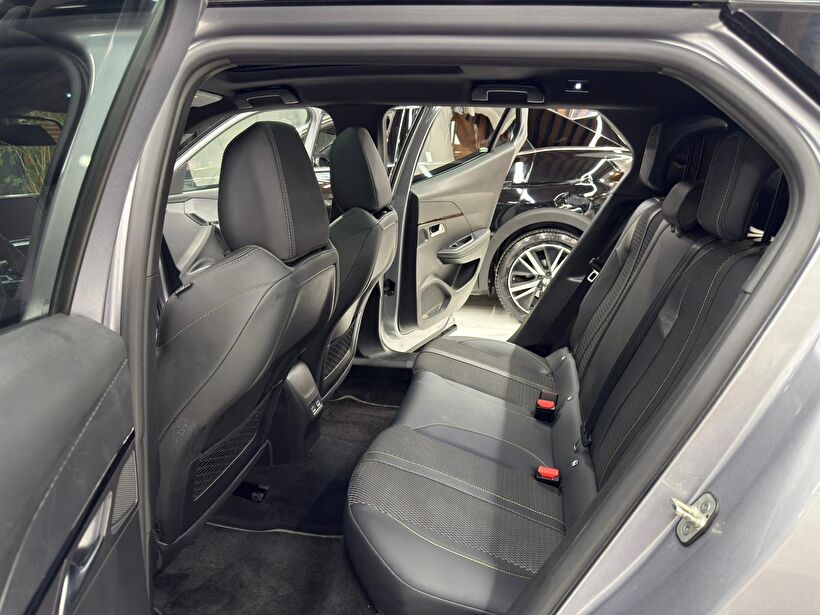 2024 Benzin Otomatik Peugeot 2008 Gümüş Gri Polat Araç Dizayn Otomotiv İnşaat Sanayi Ve Ticaret Limited Şirketi