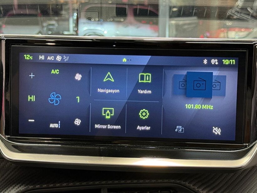 2024 Benzin Otomatik Peugeot 2008 Gümüş Gri Polat Araç Dizayn Otomotiv İnşaat Sanayi Ve Ticaret Limited Şirketi