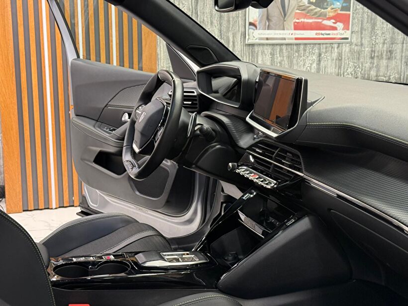 2024 Benzin Otomatik Peugeot 2008 Gümüş Gri Polat Araç Dizayn Otomotiv İnşaat Sanayi Ve Ticaret Limited Şirketi