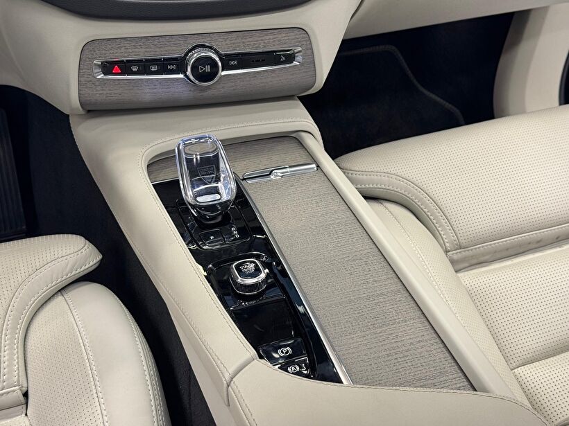 2024 MHEV Otomatik Volvo XC90 Siyah Polat Araç Dizayn Otomotiv İnşaat Sanayi Ve Ticaret Limited Şirketi