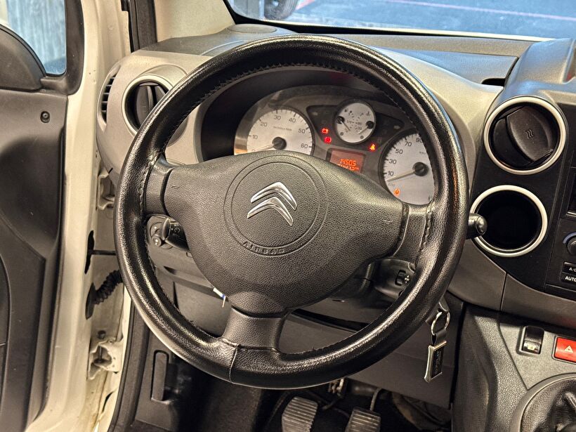 2017 Dizel Manuel Citroen Berlingo Beyaz Polat Araç Dizayn Otomotiv İnşaat Sanayi Ve Ticaret Limited Şirketi