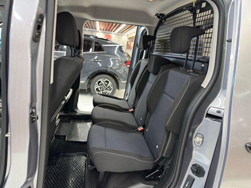 2025 Dizel Otomatik Fiat Doblo Combi Gri Polat Araç Dizayn Otomotiv İnşaat Sanayi Ve Ticaret Limited Şirketi