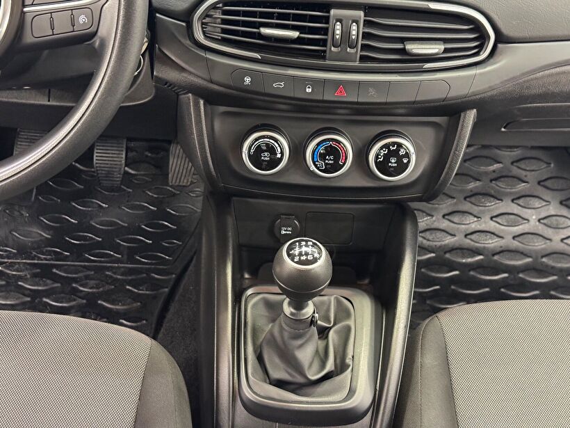2024 Benzin Manuel Fiat Egea Mavi Polat Araç Dizayn Otomotiv İnşaat Sanayi Ve Ticaret Limited Şirketi