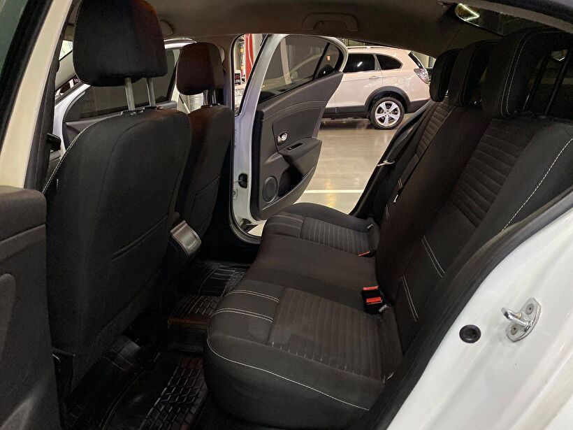 2015 Dizel Otomatik Renault Fluence Beyaz Polat Araç Dizayn Otomotiv İnşaat Sanayi Ve Ticaret Limited Şirketi