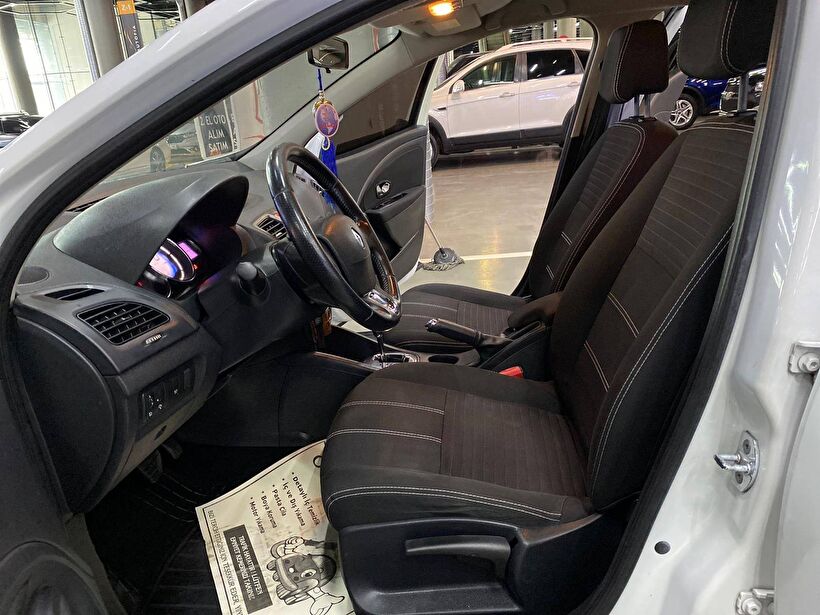 2015 Dizel Otomatik Renault Fluence Beyaz Polat Araç Dizayn Otomotiv İnşaat Sanayi Ve Ticaret Limited Şirketi