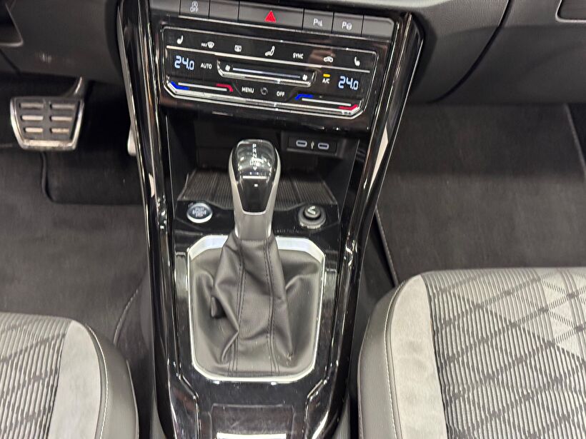 2023 Benzin Otomatik Volkswagen T-Roc Mavi Polat Araç Dizayn Otomotiv İnşaat Sanayi Ve Ticaret Limited Şirketi